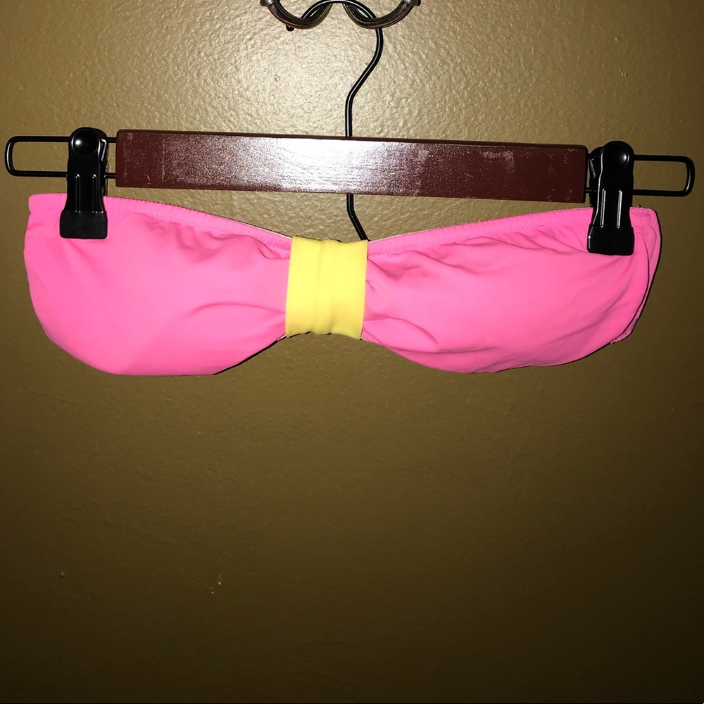 Size S Victoria’s Secret PINK Swimsuit Top